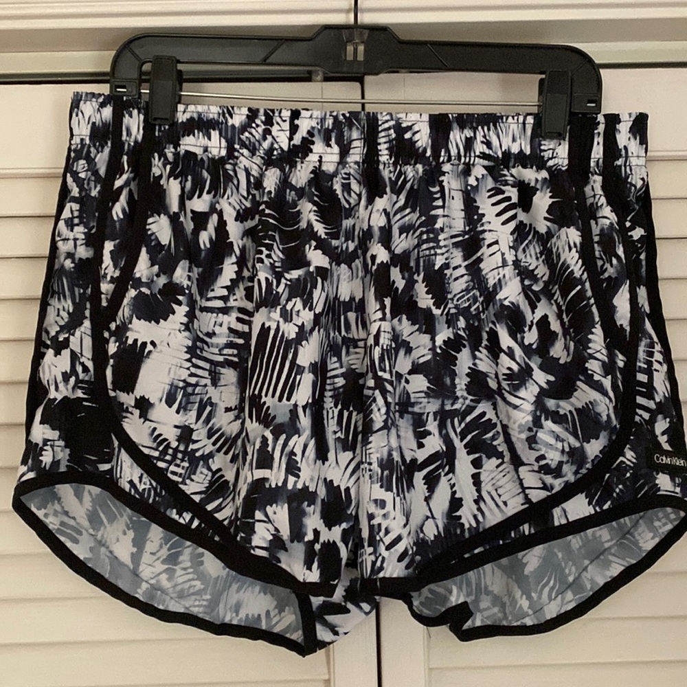 Calvin Klein Womens Running Shorts. Size L. Barely Worn.